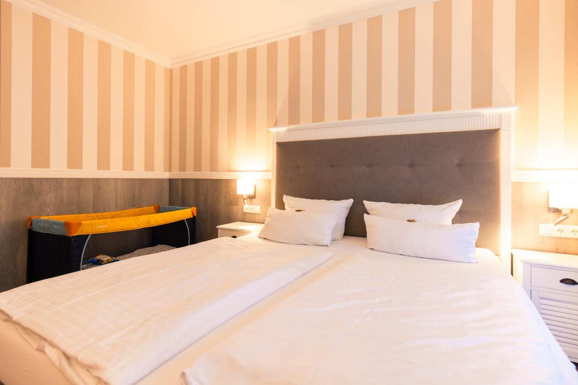 Resort Hotel IV Jahreszeiten Zingst Eksteriør bilde