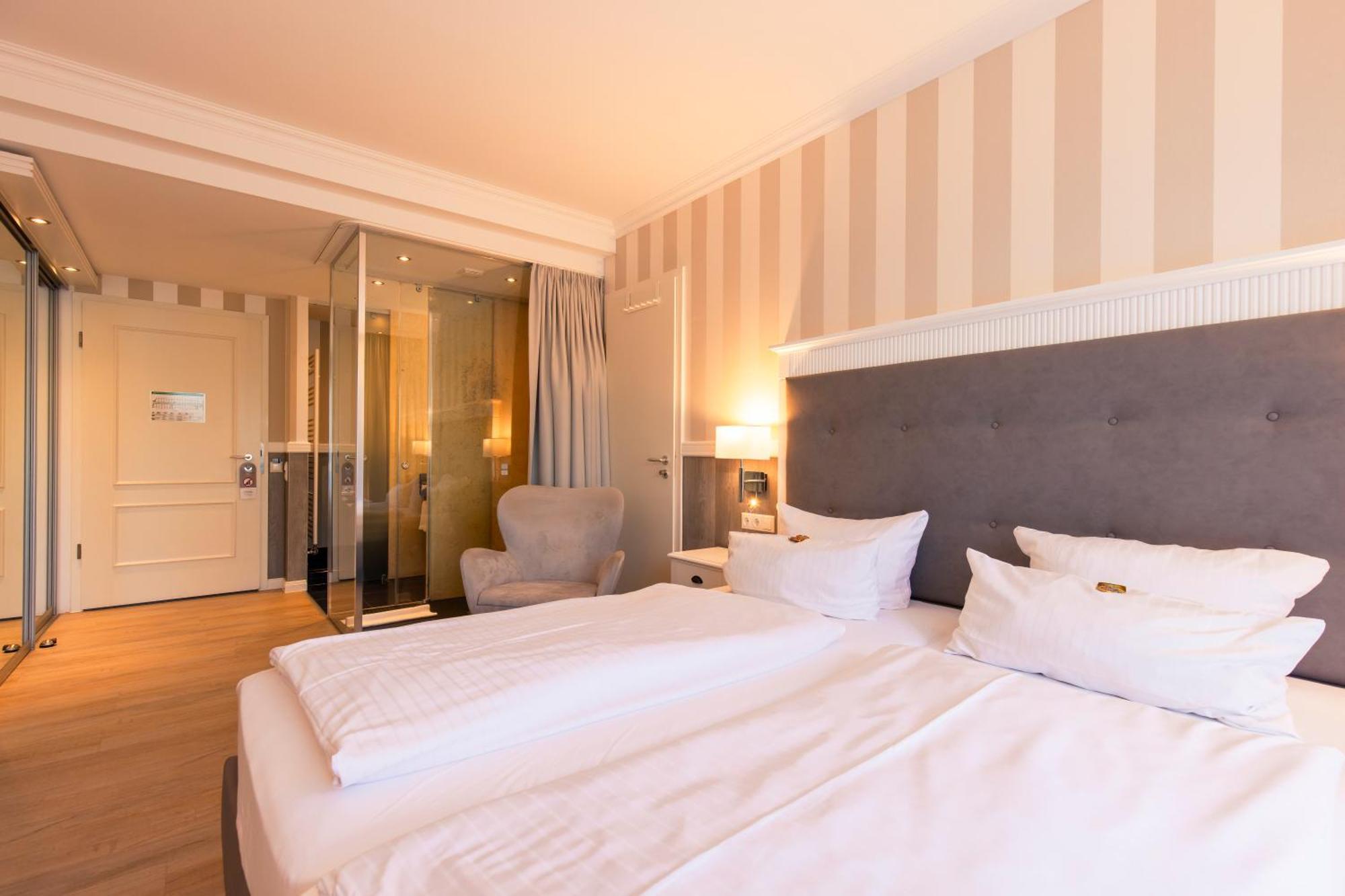 Resort Hotel IV Jahreszeiten Zingst Eksteriør bilde